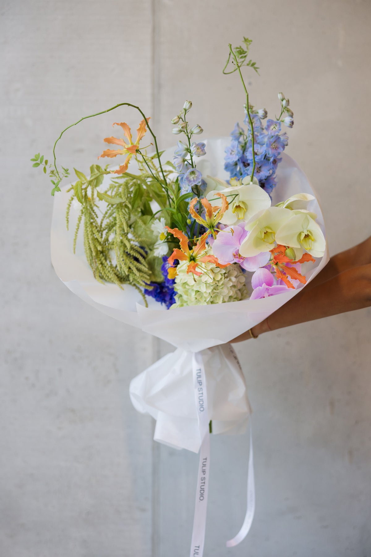 TULIP STUDIO. buket